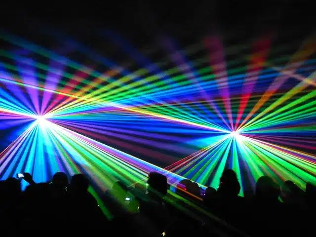 prestataire spectacle laser événement événementiel show