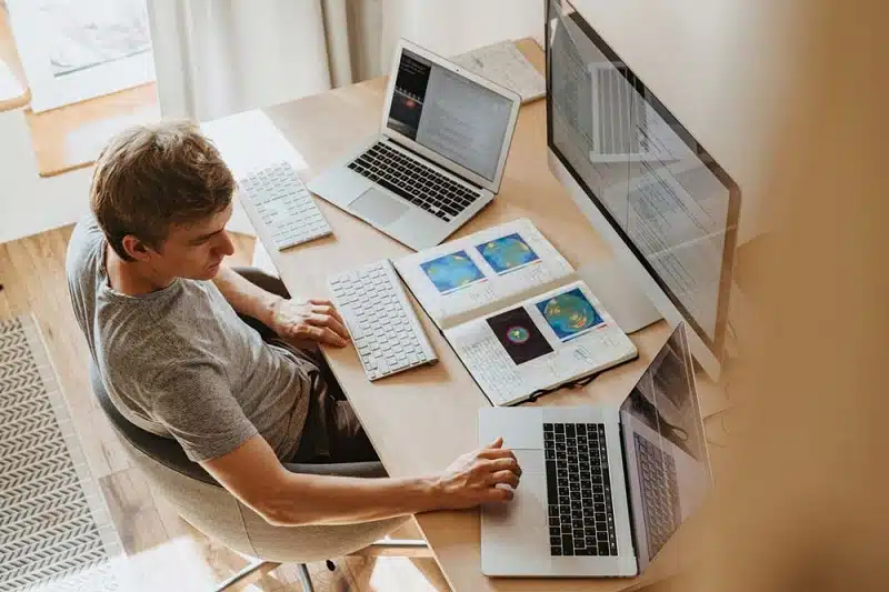 Comment se préparer aux tests et aux entretiens dans une startup