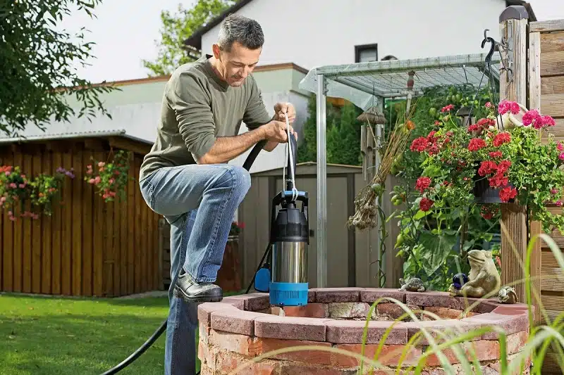 Les avantages des pompes à eau des grandes marques pour votre jardin et votre système de relevage d'eau de pluie