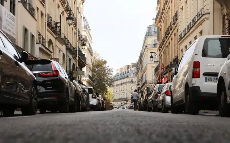 Paris vers une taxe sur le stationnement des SUV pour lutter contre la pollution